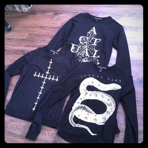 ACTUAL PAIN CREW NECK SWEATSHIRTS LOT OF 3 XS